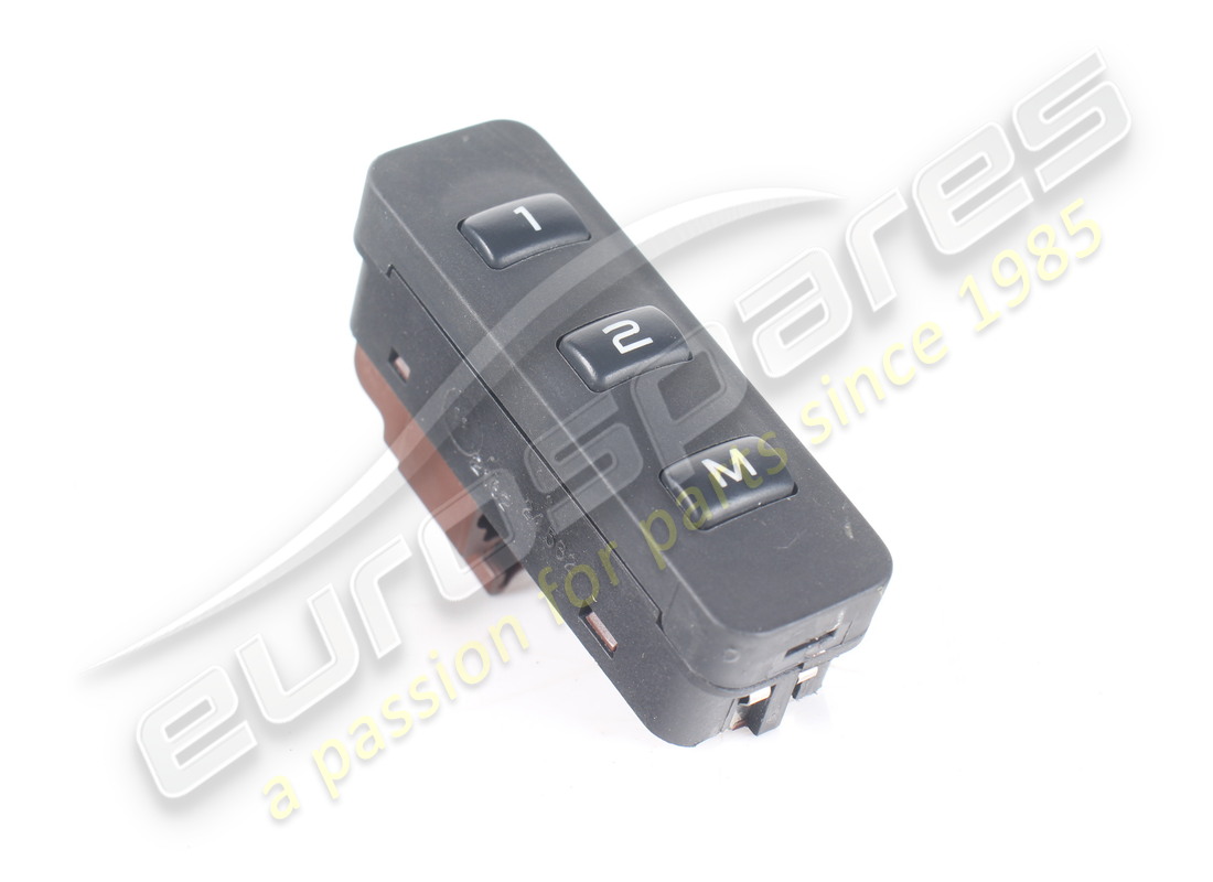 USED FERRARI SEAT MEMORIES CONTROL SWITCH. PART NUMBER 174766 (1) used ferrari seat memories control switch. part number 174766 (1)