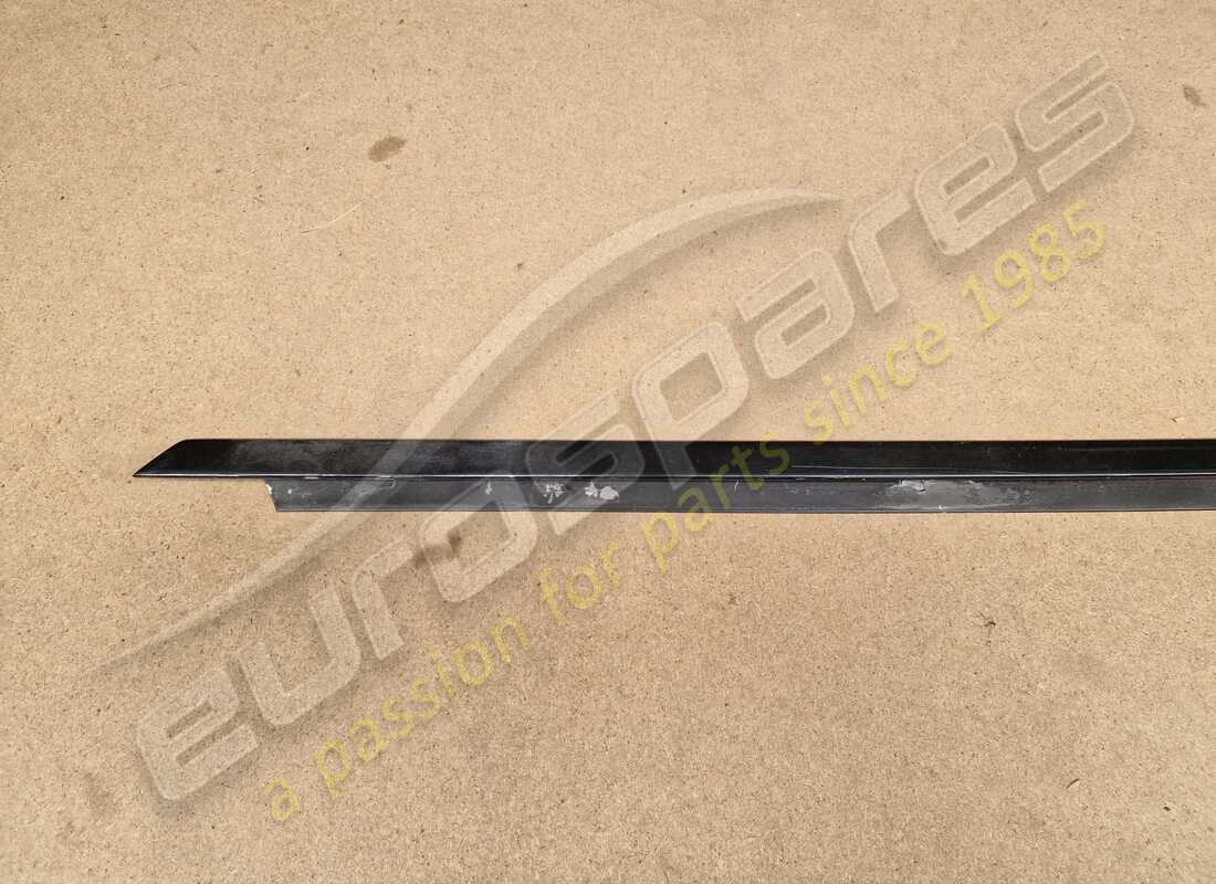 USED FERRARI LH DOOR MOULDING. PART NUMBER 61220000 (2) used ferrari lh door moulding. part number 61220000 (2)