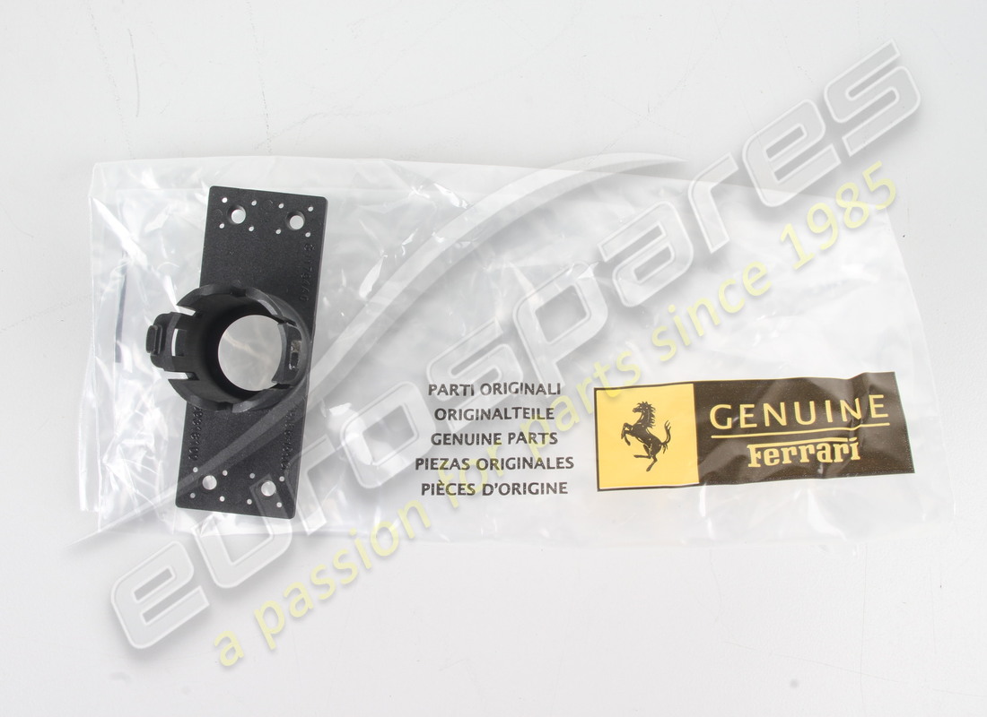 new ferrari pipe connector (sensors). part number 69318100 (3)