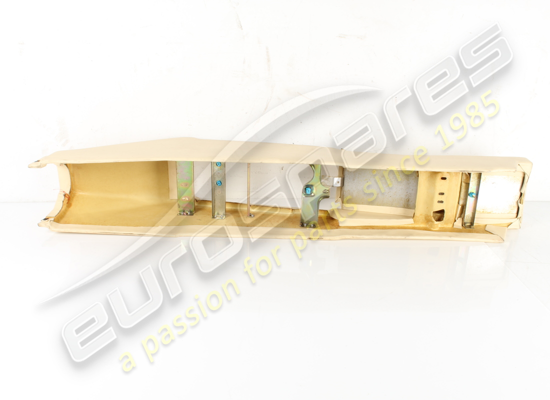 USED FERRARI RHD CONSOLE IN CREAM VM3997. PART NUMBER 65450204 (11) used ferrari rhd console in cream vm3997. part number 65450204 (11)