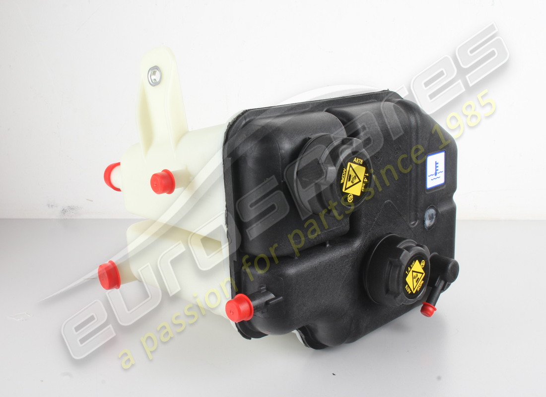 NEW MASERATI RESERVOIR ASSEMBLY ENGINE COOLANT. PART NUMBER 670031651 (1) new maserati reservoir assembly engine coolant. part number 670031651 (1)