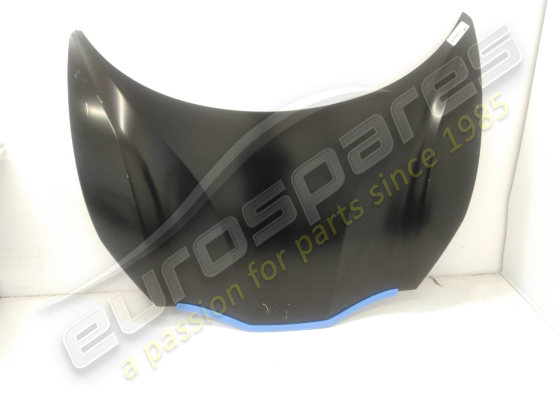 NEW FERRARI FRONT BONNER LHD PART NUMBER 87432011 (1) new ferrari front bonner lhd part number 87432011 (1)