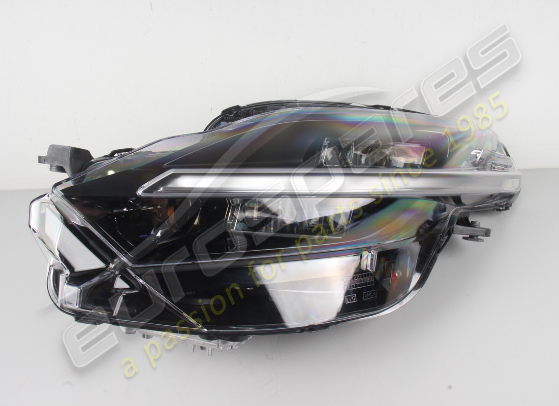 new ferrari lh headlamp afs. part number 904368 (1)