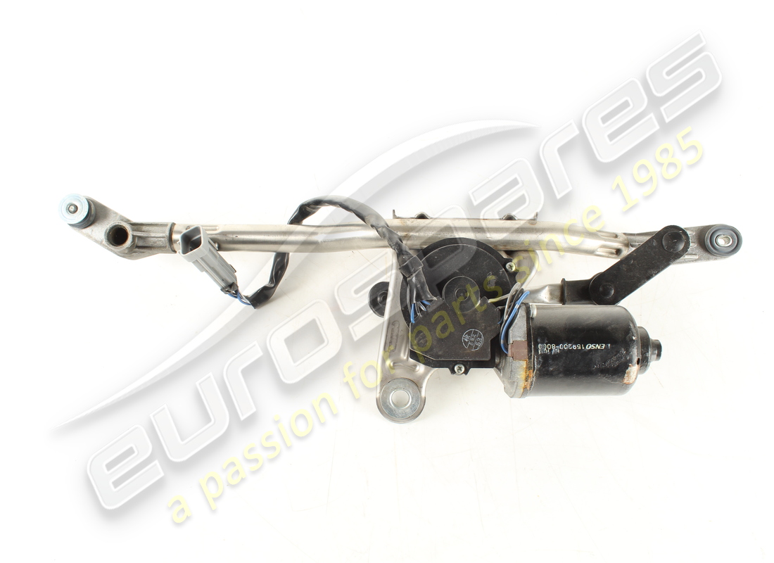 used ferrari complete windscreen wiper assembly. part number 83361700 (3)