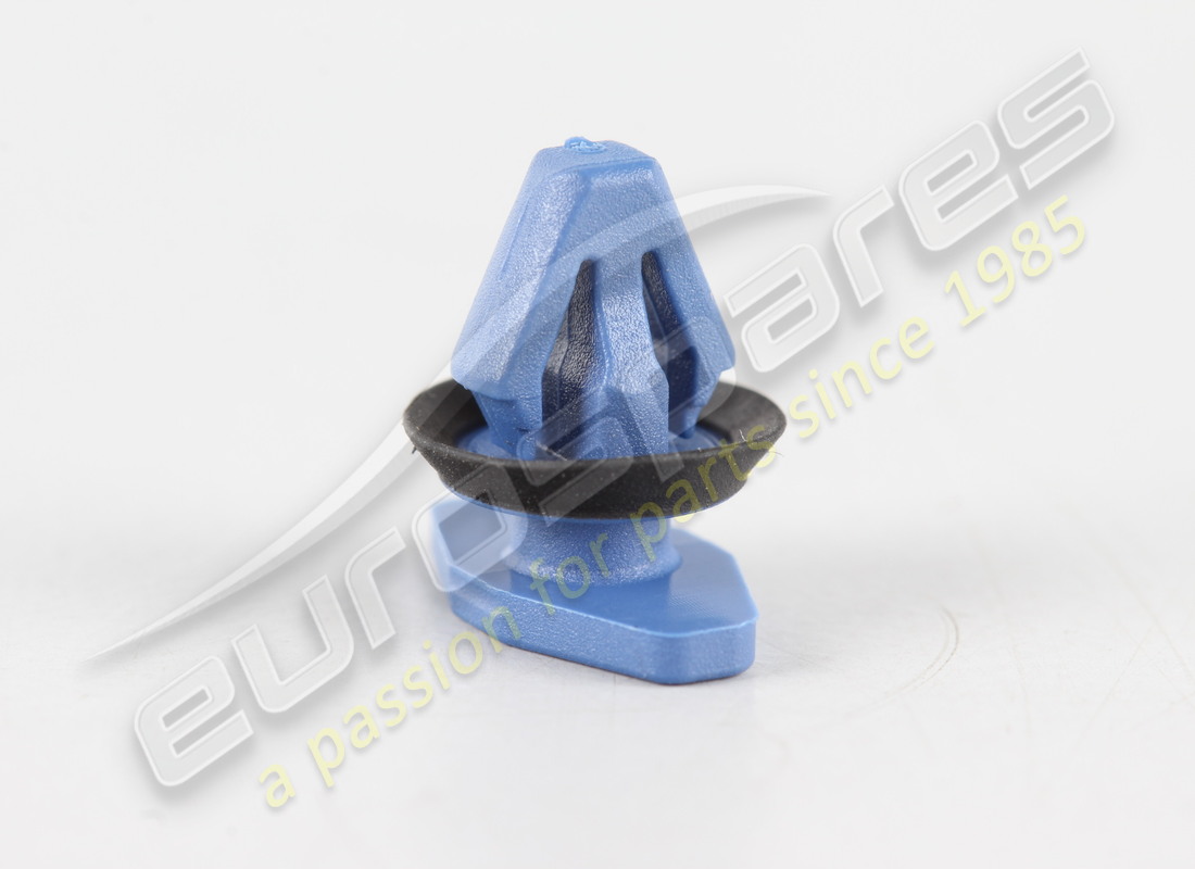 NEW LAMBORGHINI CLIP. PART NUMBER 4M0839069 (1) new lamborghini clip. part number 4m0839069 (1)
