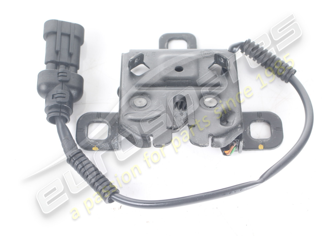 used ferrari engine compartment lid lock. part number 84076100 (2)