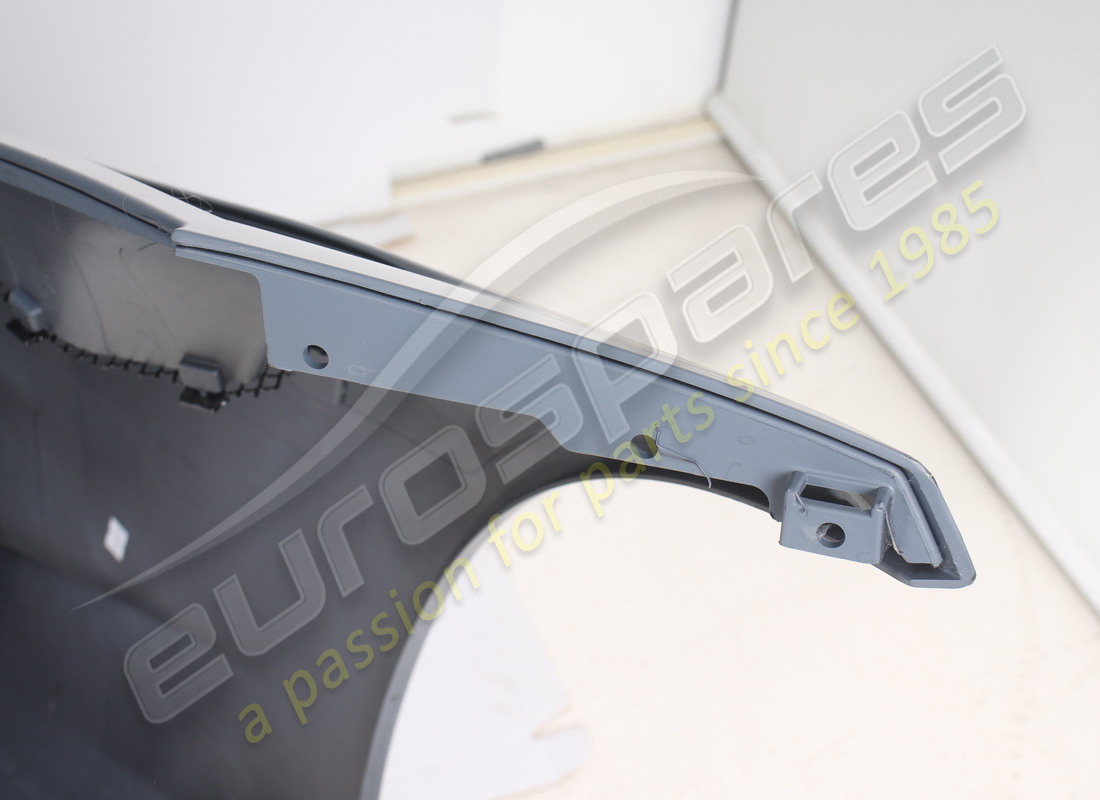 new ferrari front bumper. part number 83104710 (5)