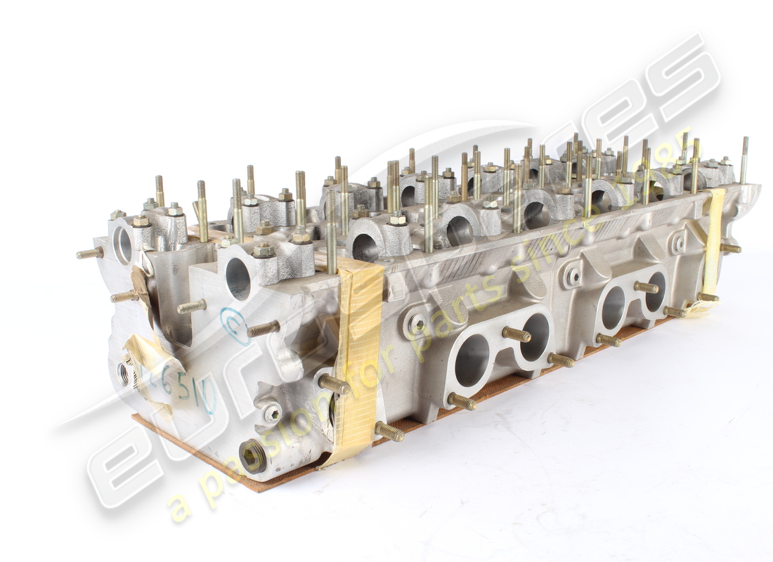 NEW FERRARI RH CYLINDER HEAD COMPLETE. PART NUMBER 126510 (4) new ferrari rh cylinder head complete. part number 126510 (4)