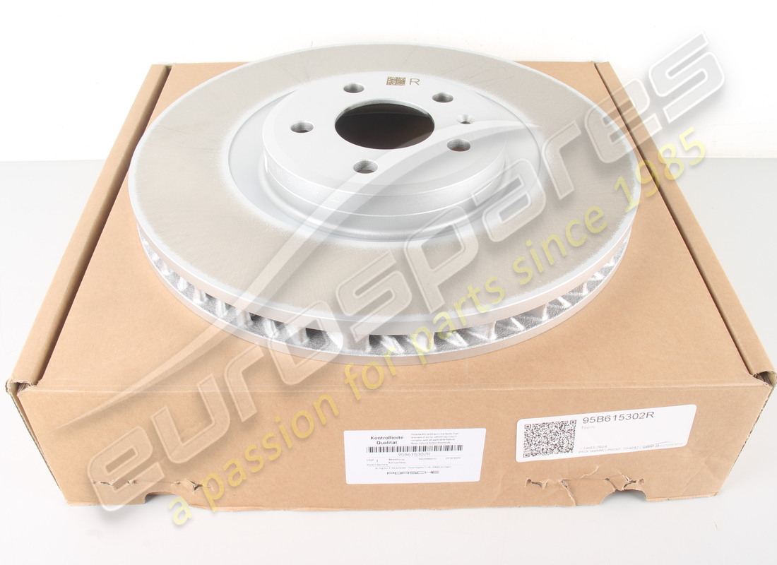 NEW PORSCHE BRAKE DISC. PART NUMBER 95B615302R (2) new porsche brake disc. part number 95b615302r (2)
