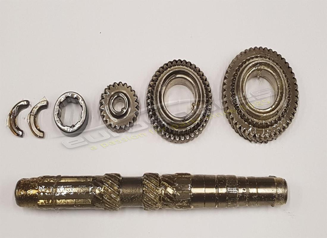 NEW FERRARI 1ST AND REVERSE GEAR CLUSTER ASSEMBLY. PART NUMBER 70000783 (1) new ferrari 1st and reverse gear cluster assembly. part number 70000783 (1)