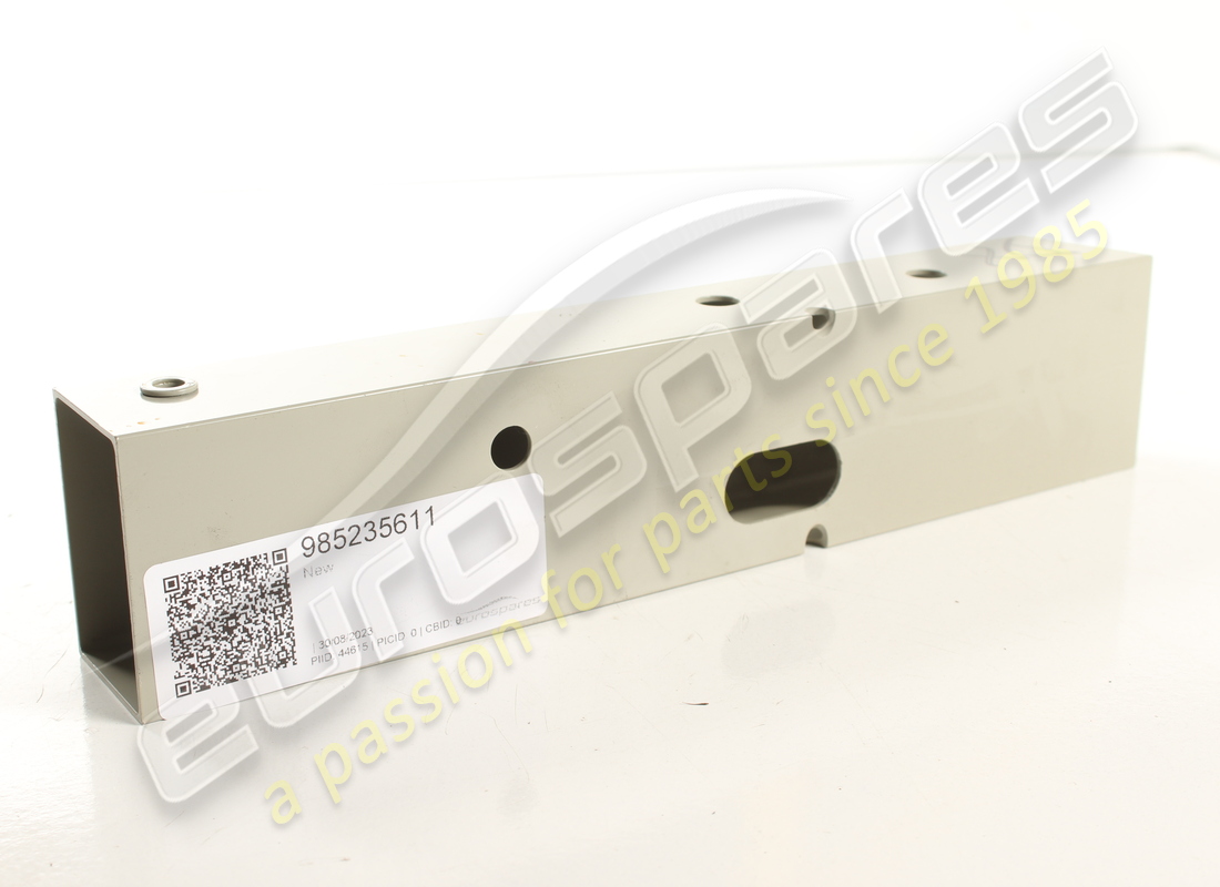 NEW FERRARI RH FRONT BUMPER PILLAR. PART NUMBER 985235611 (2) new ferrari rh front bumper pillar. part number 985235611 (2)