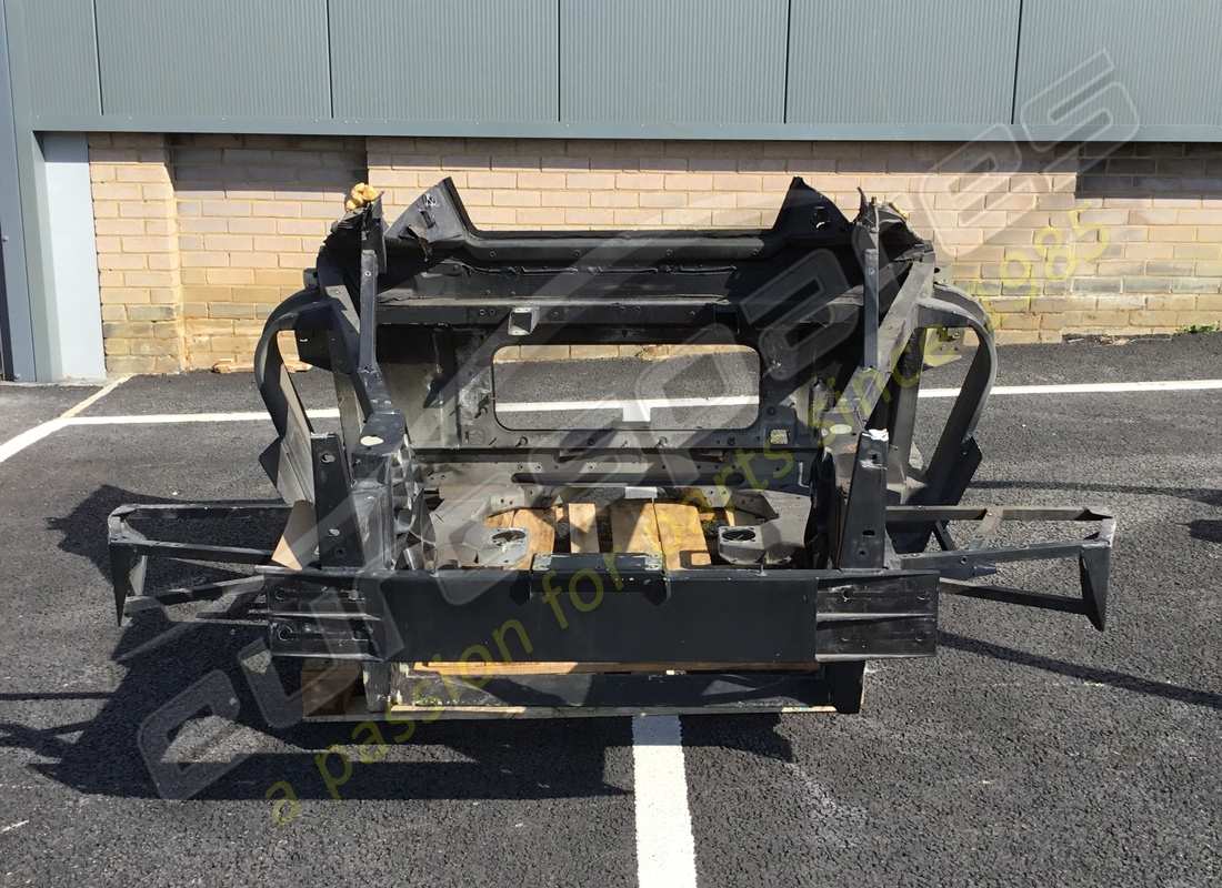 USED FERRARI COMPLETE REAR FRAME. PART NUMBER 68886911 (3) used ferrari complete rear frame. part number 68886911 (3)