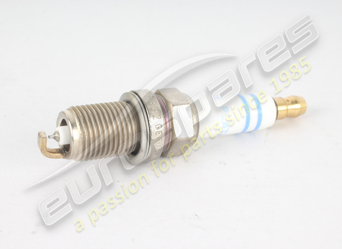 new porsche spark plug. part number 99917010390 (2)