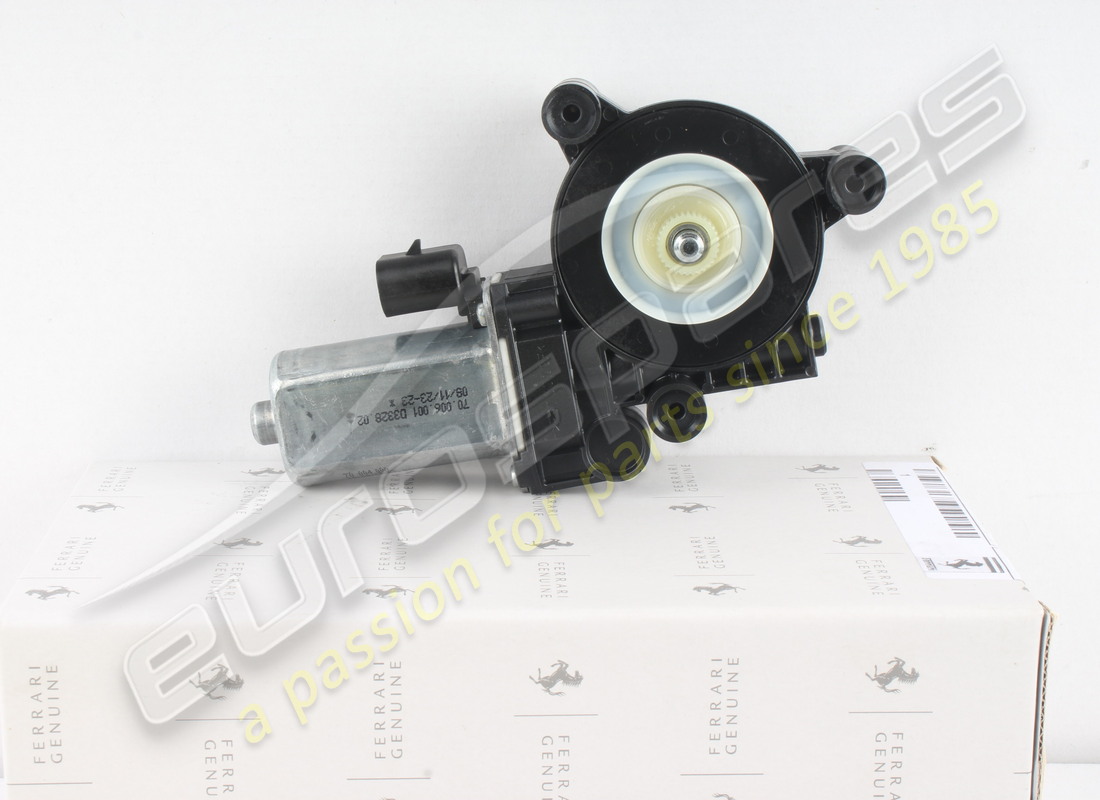 NEW FERRARI RH WINDOW LIFT ENGINE. PART NUMBER 86775600 (5) new ferrari rh window lift engine. part number 86775600 (5)