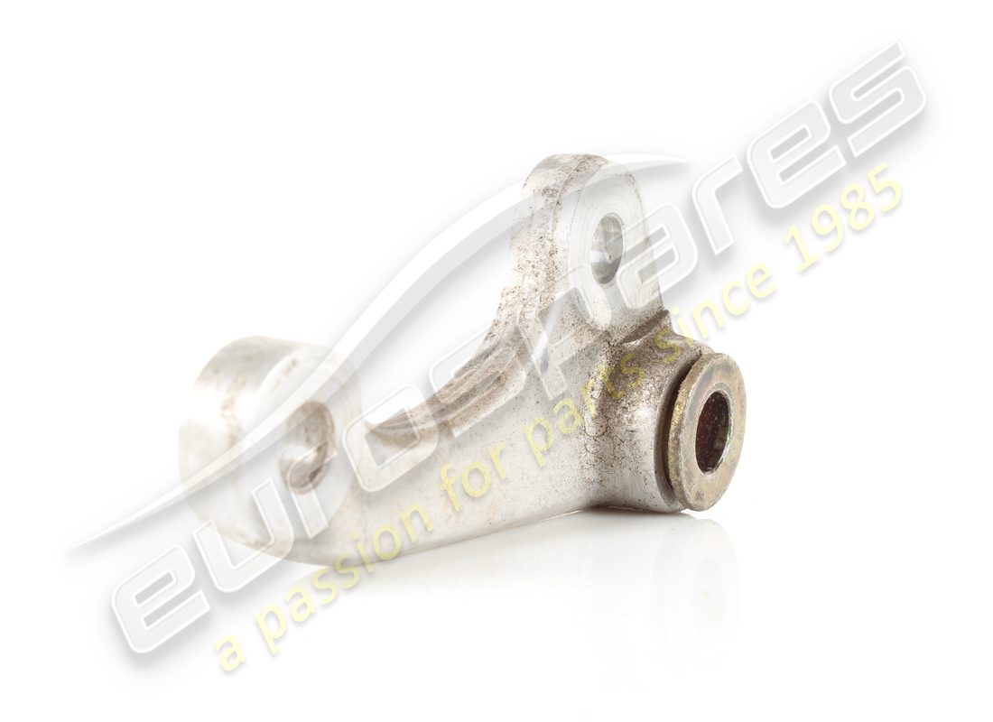 USED FERRARI LOWER FRONT BRACKET. PART NUMBER 158003 (2) used ferrari lower front bracket. part number 158003 (2)