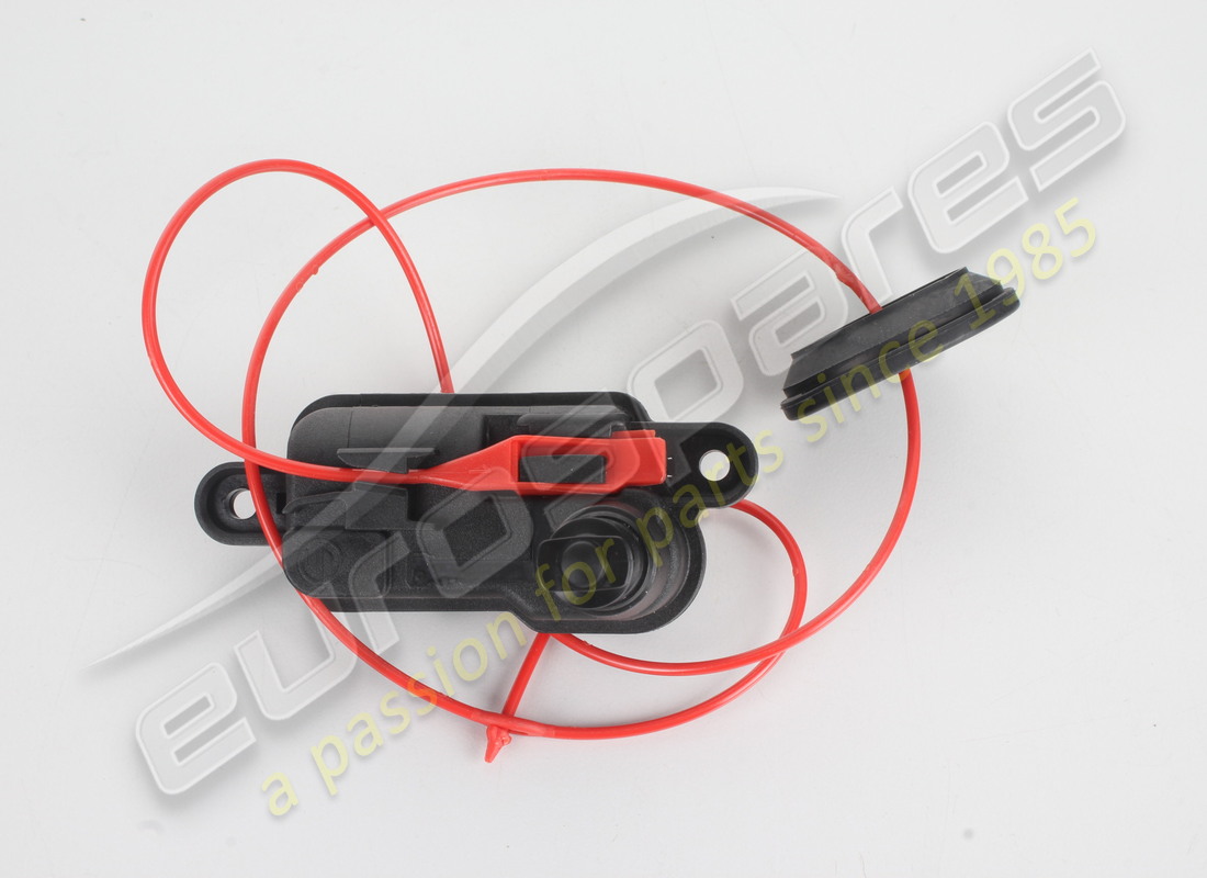 NEW MASERATI ACTUATOR. PART NUMBER 670003390 (1) new maserati actuator. part number 670003390 (1)