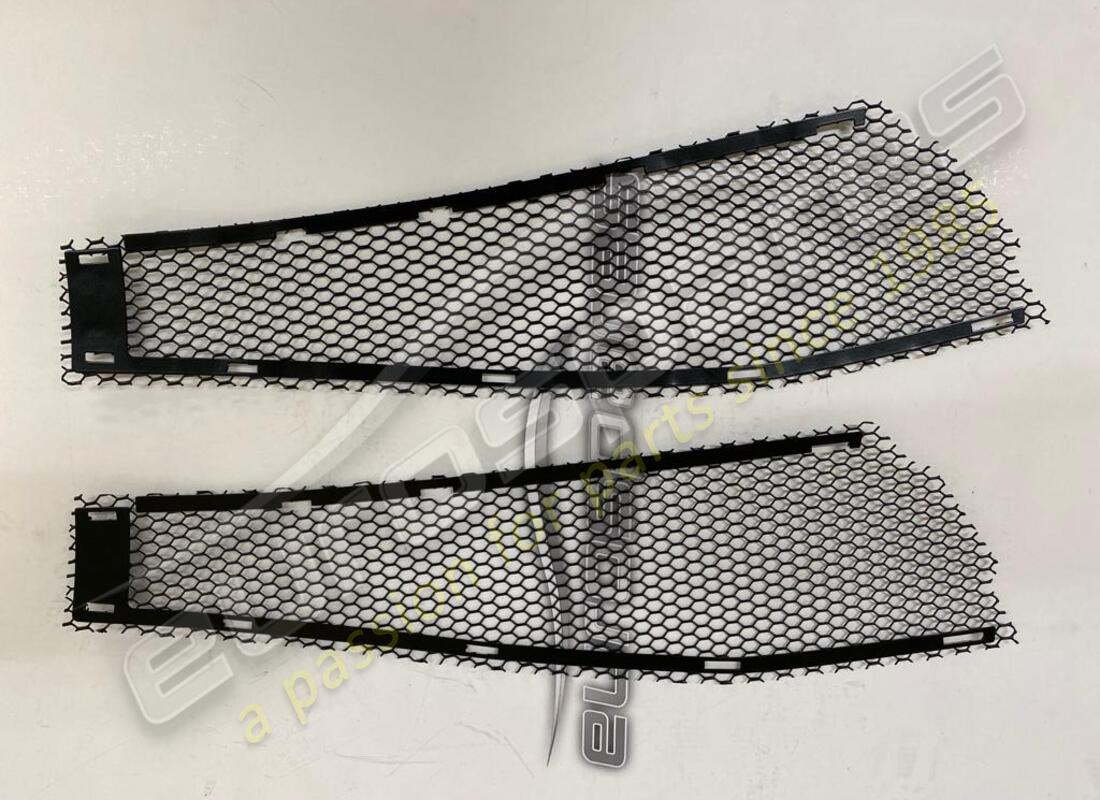 new maserati kit griglie complete paraurti an. part number 980145160 (2)