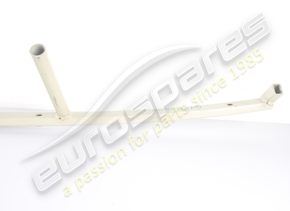 new ferrari rh frame. part number 61543300 (3)