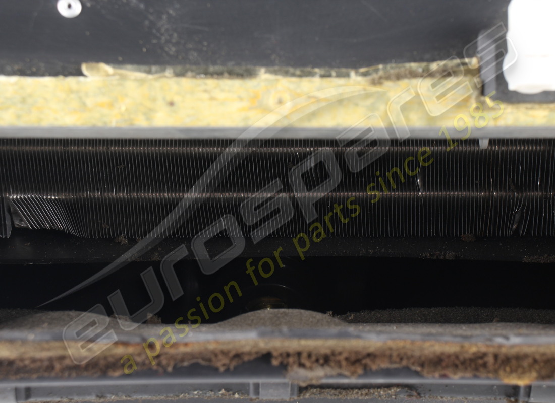 used ferrari air con complete rhd part number 62920700 (10)