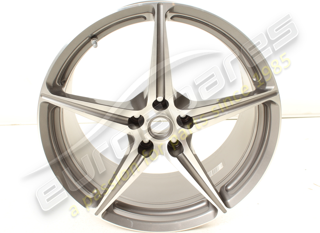 reconditioned ferrari rear wheel (forged diamond cut) 20 inch. part number 255226 (5)