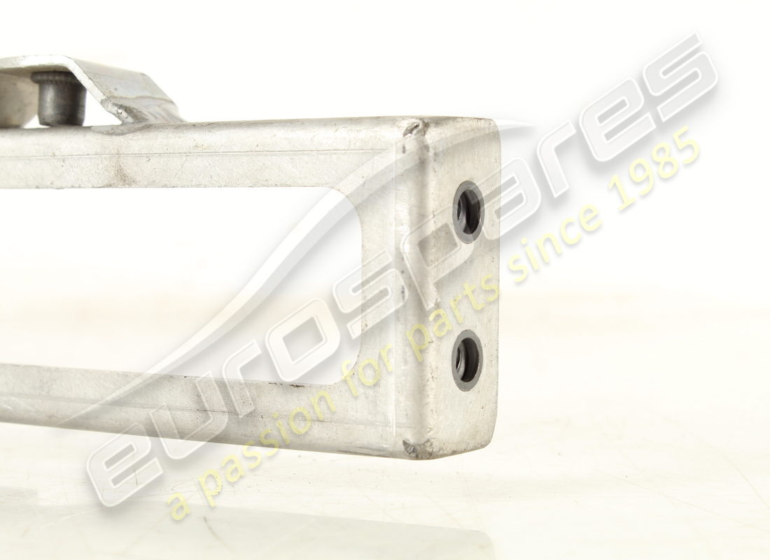 used lamborghini bracket laterale radiat.3. part number 470813983a (3)