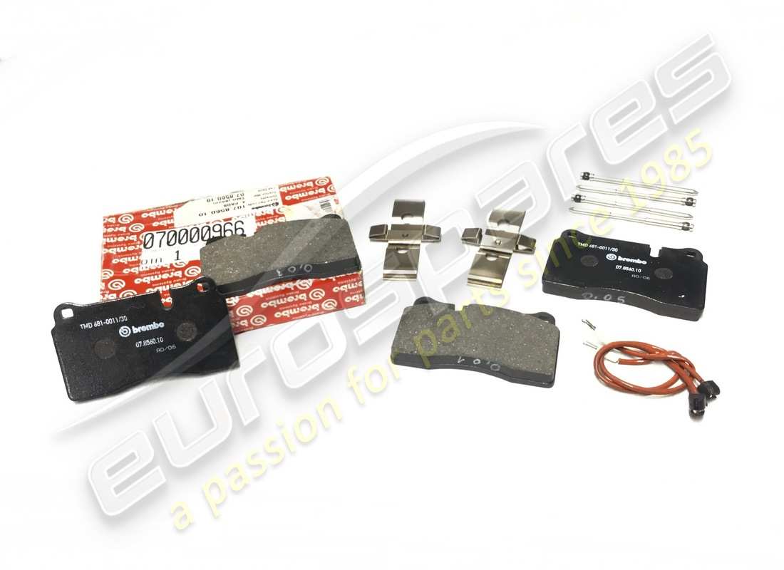 NEW FERRARI KIT OF REAR PADS. PART NUMBER 70000966 (1) new ferrari kit of rear pads. part number 70000966 (1)