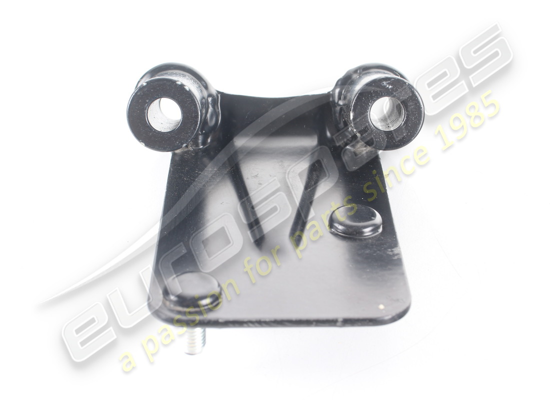 new maserati housing bracket for cat.conv. mou. part number 209775 (2)