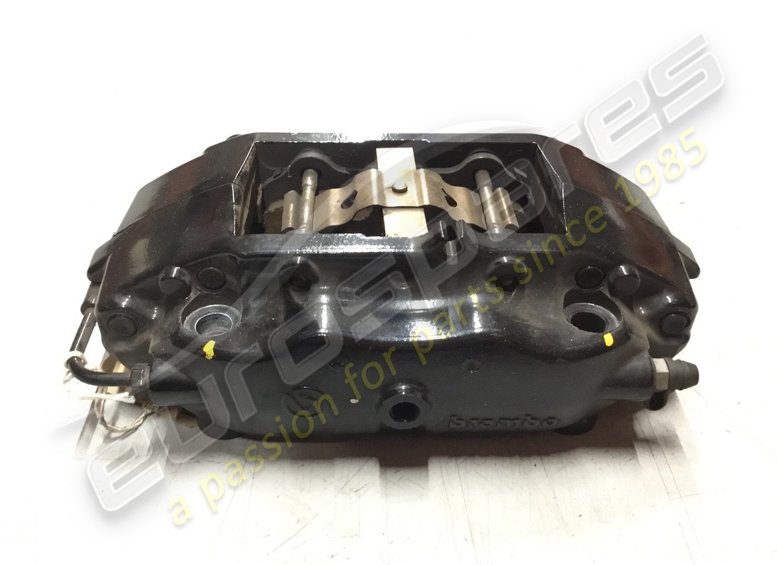 used maserati rear rh brake calipers p4 32. part number 82102700 (2)