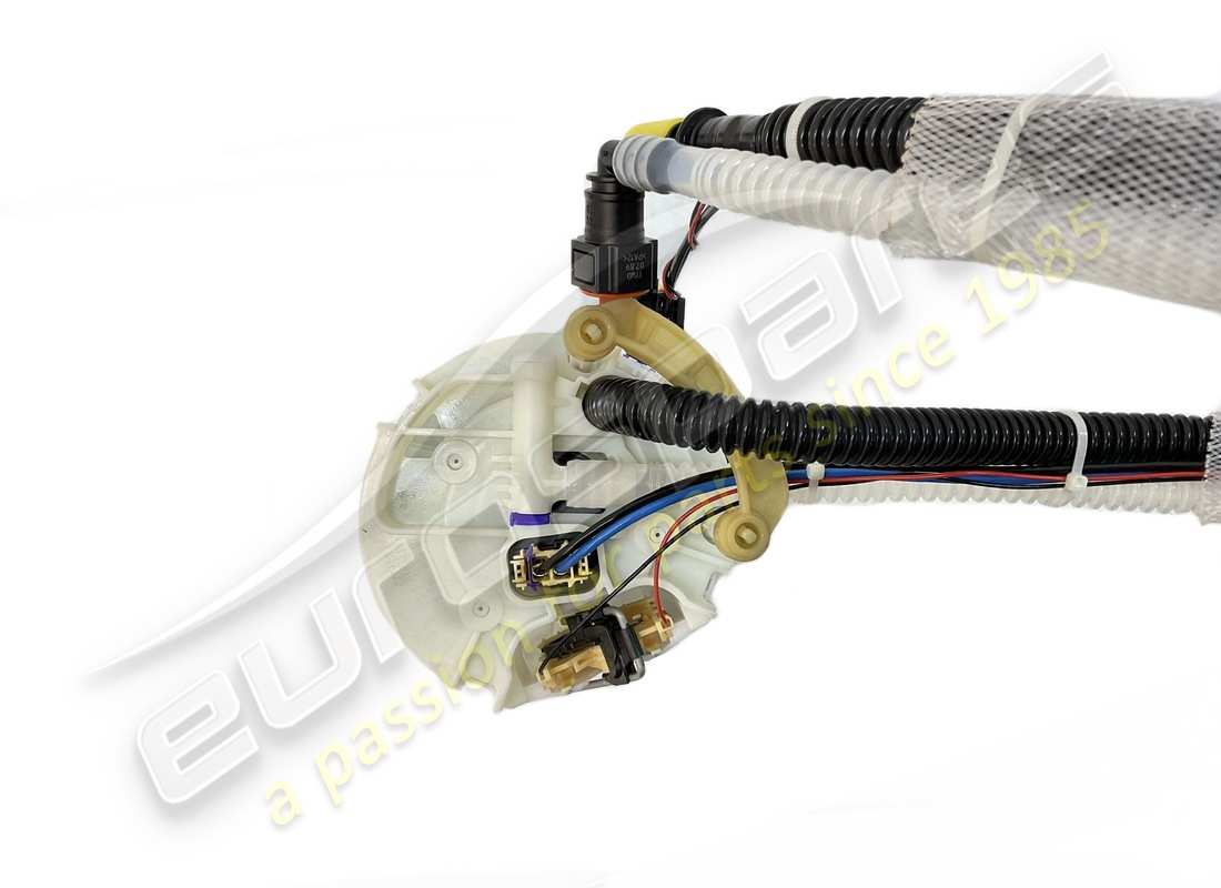 NEW FERRARI COMPLETE FUEL PUMP. PART NUMBER 305832 (2) new ferrari complete fuel pump. part number 305832 (2)