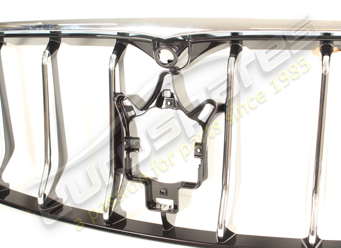 NEW MASERATI GRILL. PART NUMBER 670163784 (3) new maserati grill. part number 670163784 (3)