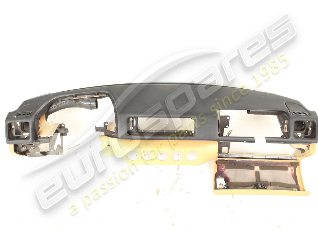 new ferrari lhd dash black vm8500. part number 64511300 (1)