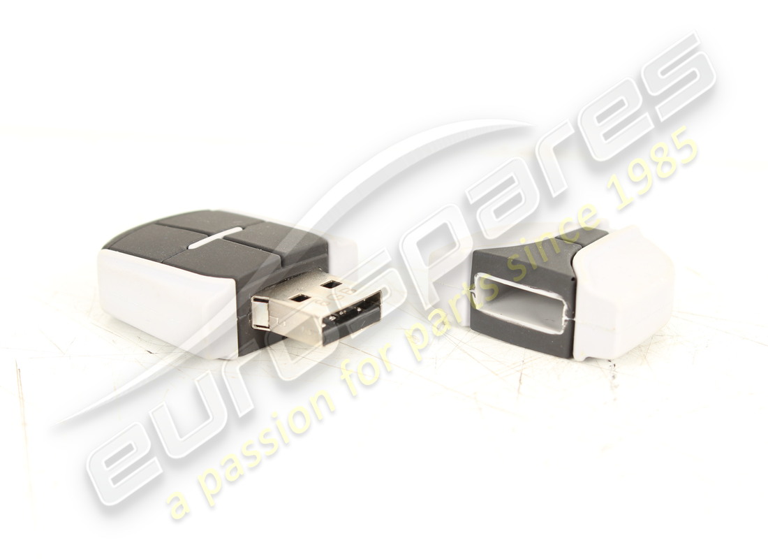 new maserati new qp accessories video (us. part number 940000435 (3)