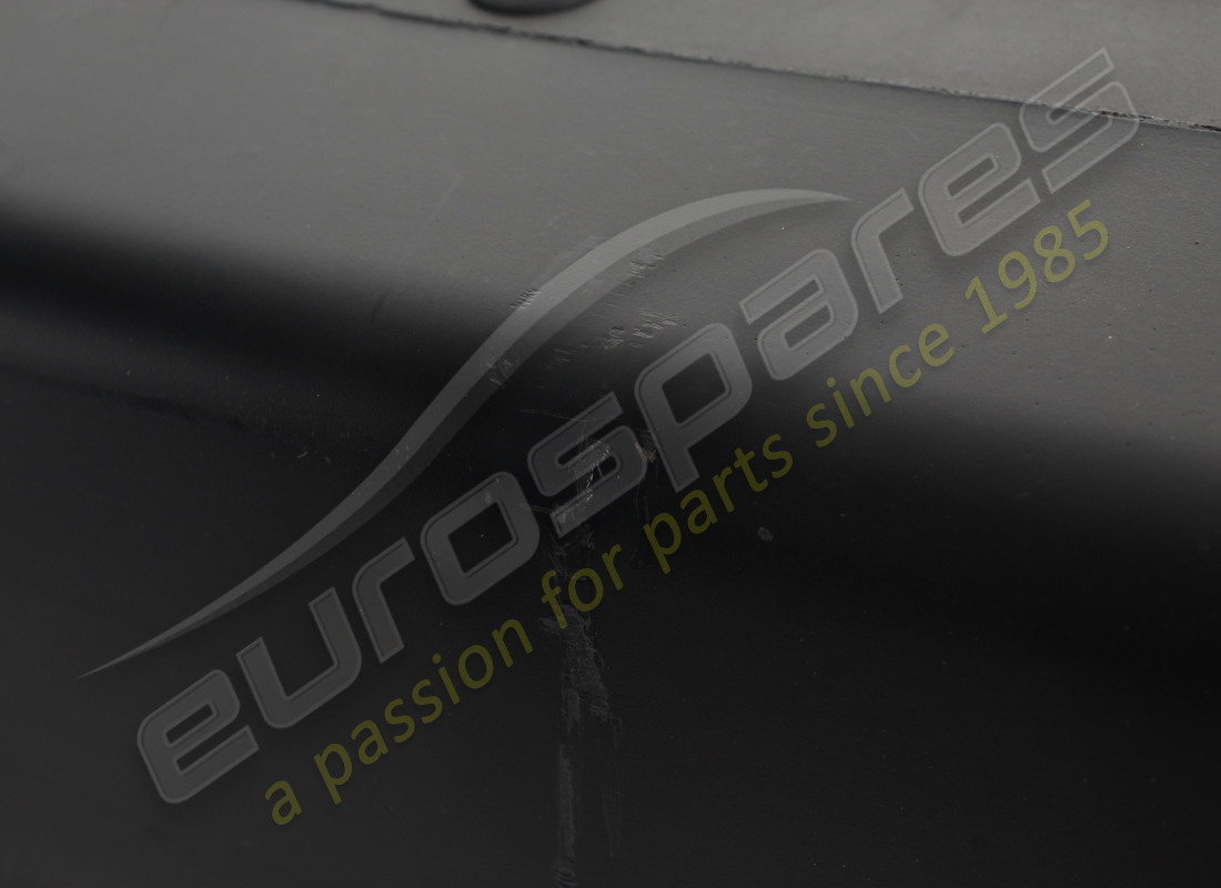 NEW (OTHER) FERRARI REAR BUMPER. PART NUMBER 60573600 (10) new (other) ferrari rear bumper. part number 60573600 (10)