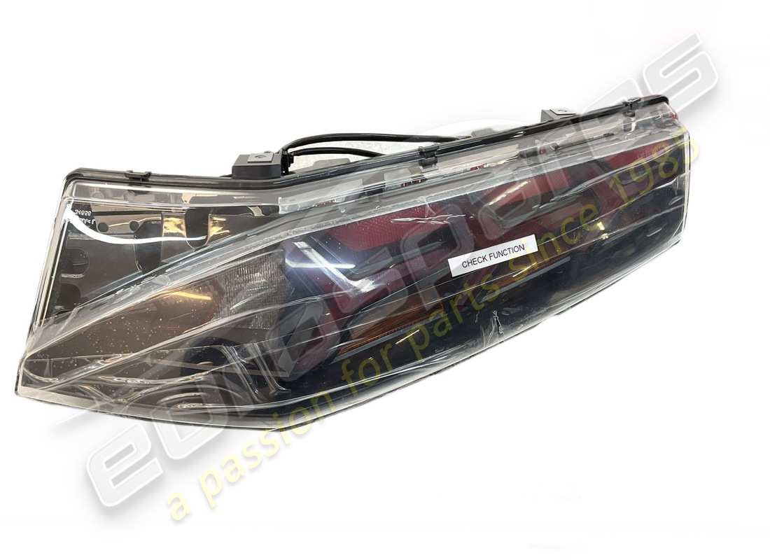 NEW LAMBORGHINI REAR COMBINATION USA. PART NUMBER 470945095E (2) new lamborghini rear combination usa. part number 470945095e (2)