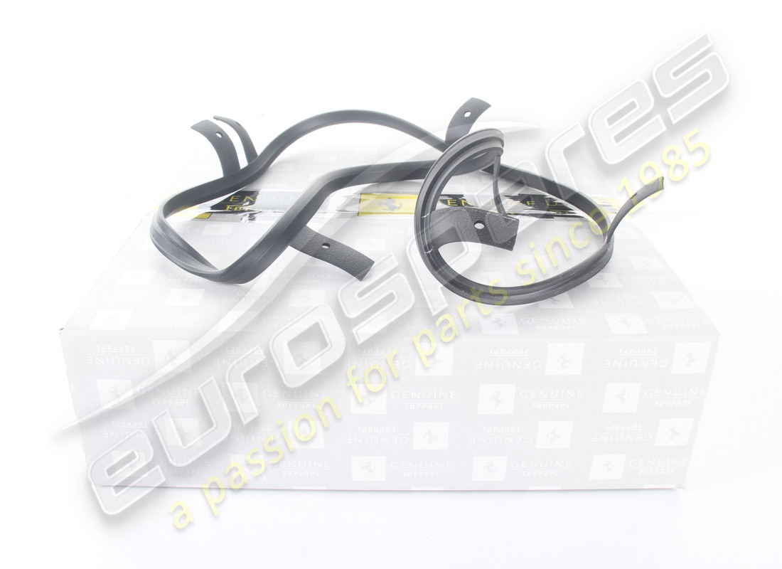 new ferrari gasket for lh headlight. part number 185377 (1)
