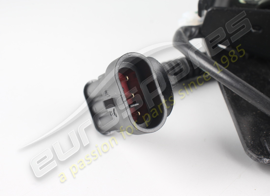 new ferrari lid lock. part number 83752200 (4)