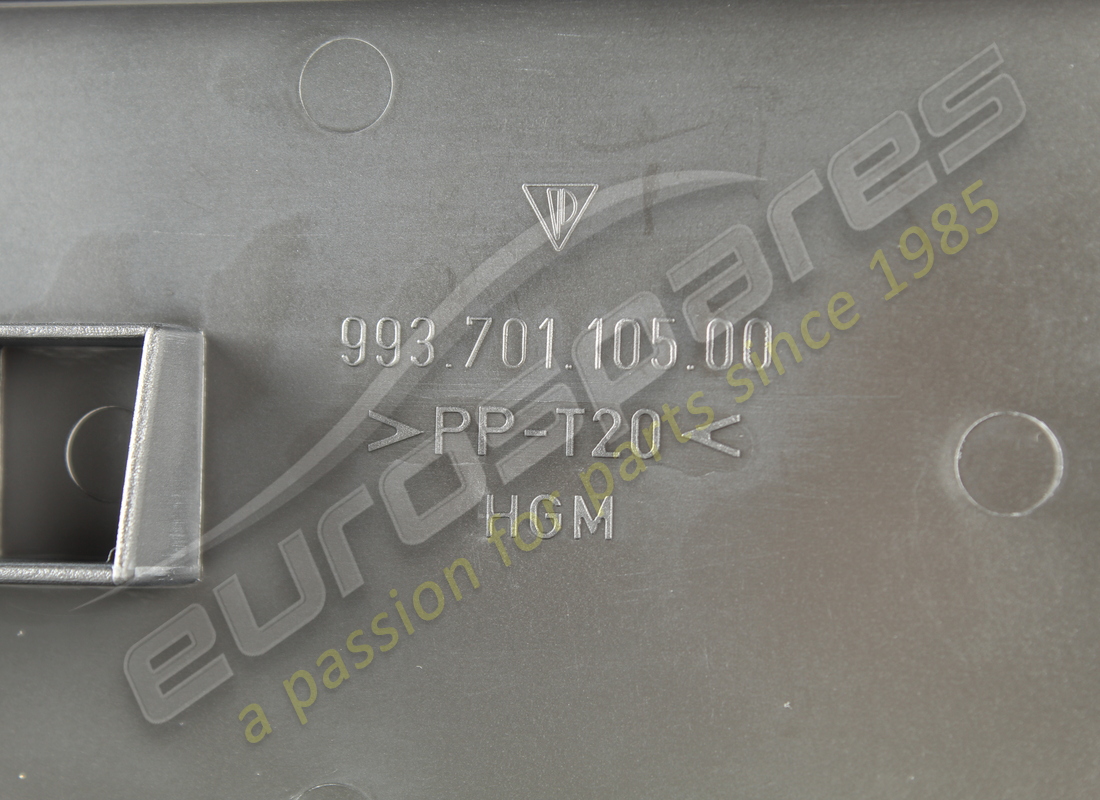 NEW PORSCHE BRACKET. PART NUMBER 99370110500 (3) new porsche bracket. part number 99370110500 (3)