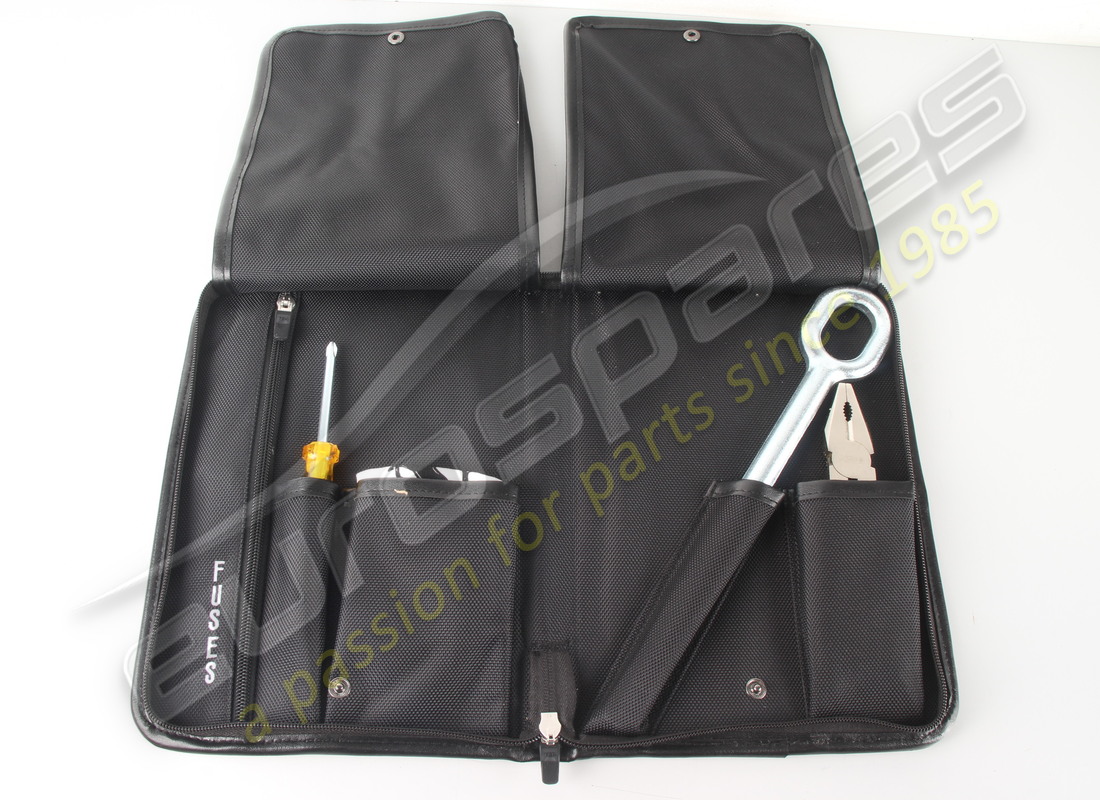 NEW FERRARI COMPLETE TOOLKIT BAG. PART NUMBER 265008 (3) new ferrari complete toolkit bag. part number 265008 (3)