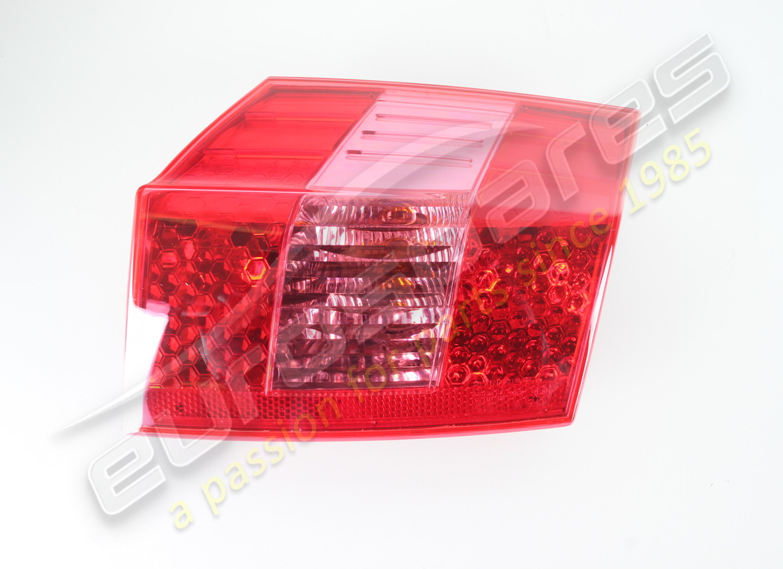 new lamborghini rh rear lamp. part number 400945096h (1)