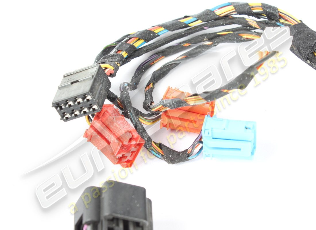 USED FERRARI CABLES FOR TUNNEL CONNECTION. PART NUMBER 239265 (2) used ferrari cables for tunnel connection. part number 239265 (2)