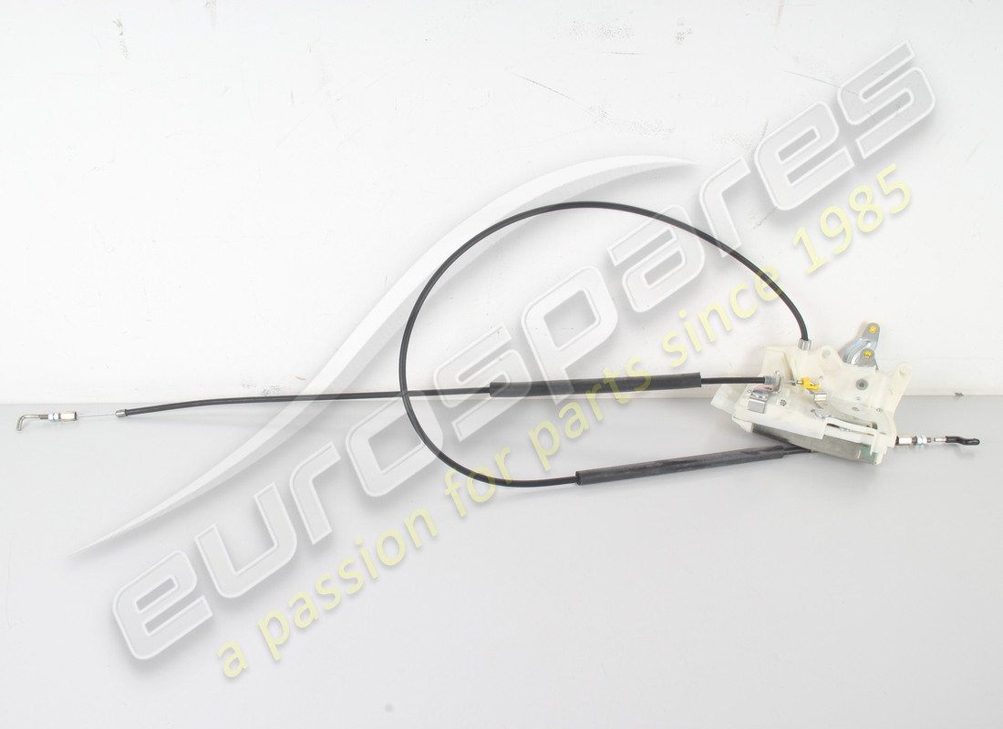 NEW FERRARI LH DOOR LOCK COMPLETE. PART NUMBER 69998100 (1) new ferrari lh door lock complete. part number 69998100 (1)