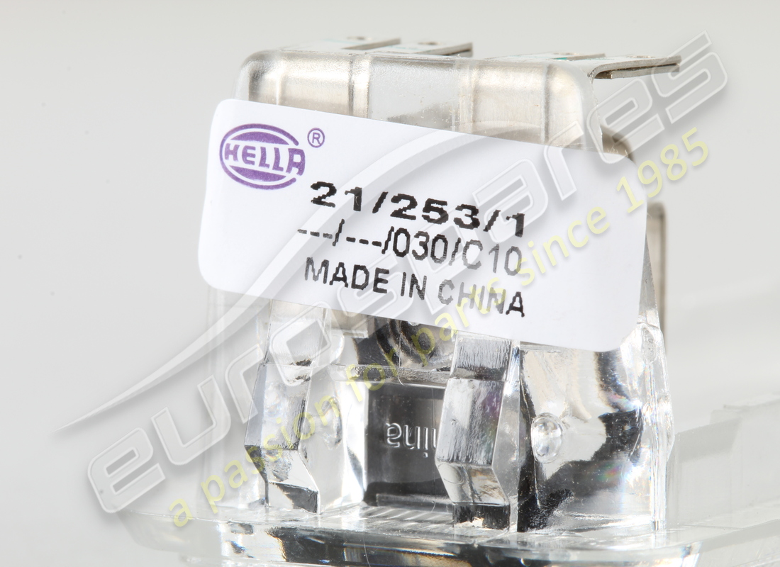 NEW PORSCHE INTERIOR LIGHT - LUGGAGE COMPARTMENT LAMP. PART NUMBER 823947105B (4) new porsche interior light - luggage compartment lamp. part number 823947105b (4)