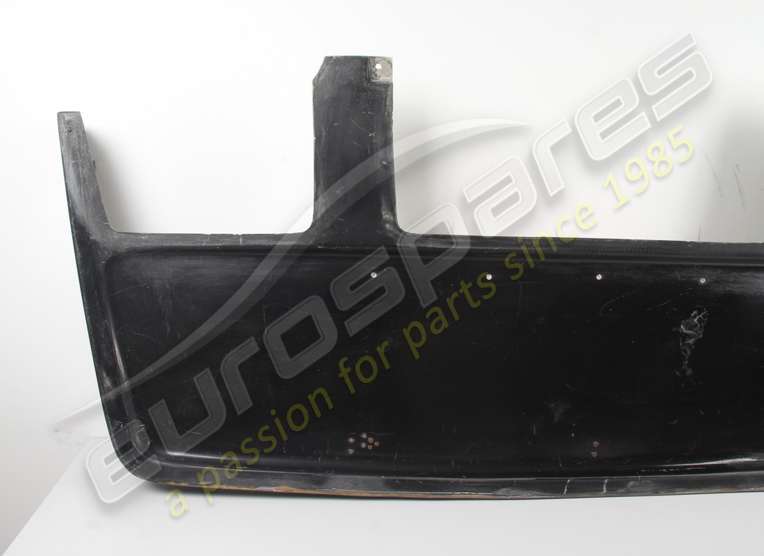 NEW FERRARI SPOYLER. PART NUMBER 61691900 (3) new ferrari spoyler. part number 61691900 (3)