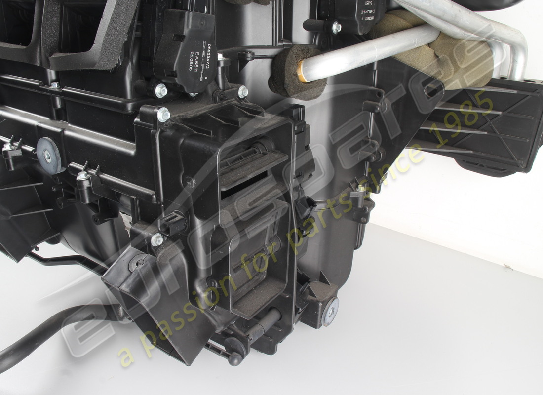 used maserati complete air condition set. part number 68462400 (4)