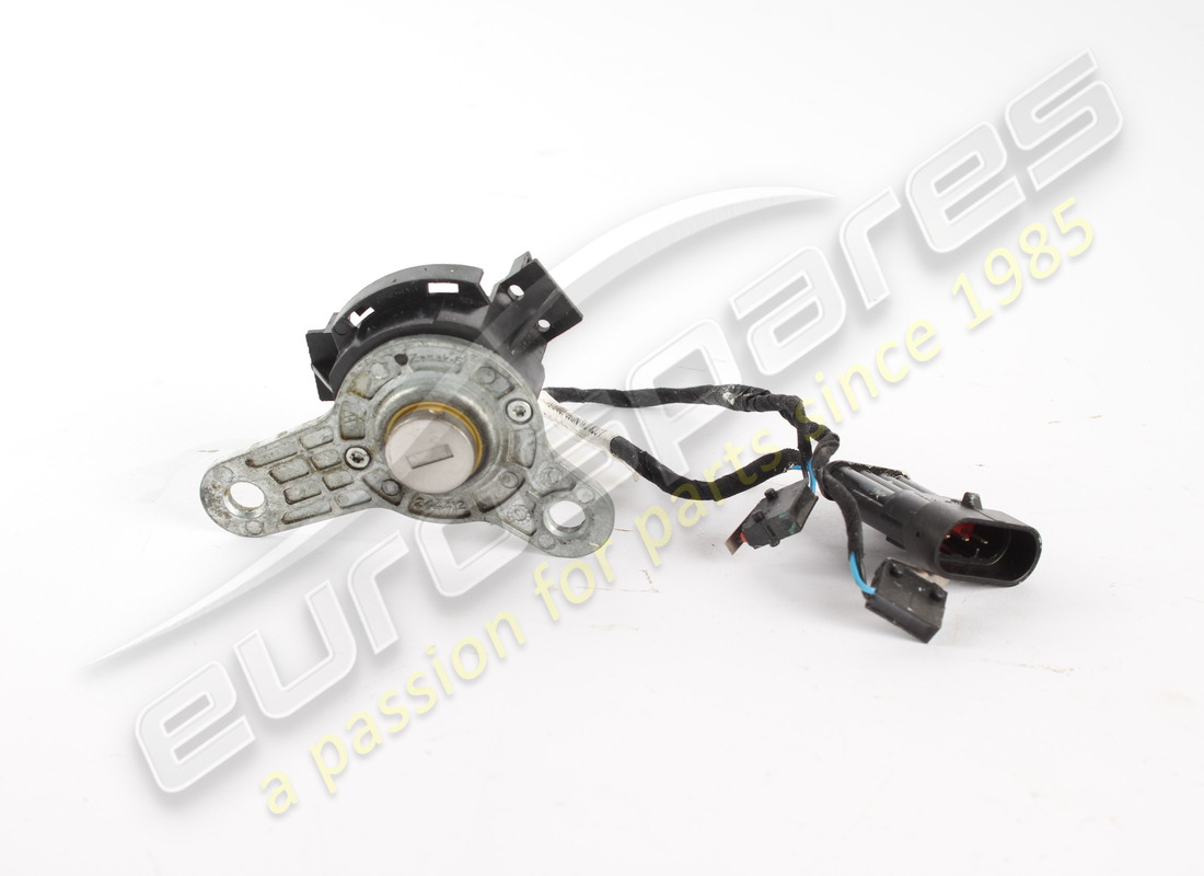 USED Ferrari LATCH HOLDER . PART NUMBER 82127900 (1)