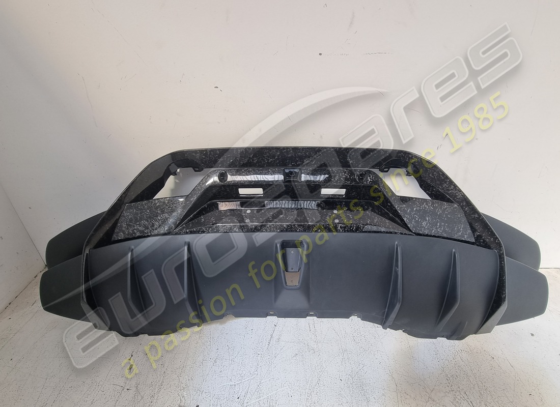 new oe rear bumper in carbon (camera & parking sensor model). part number 4t0807155b (1)