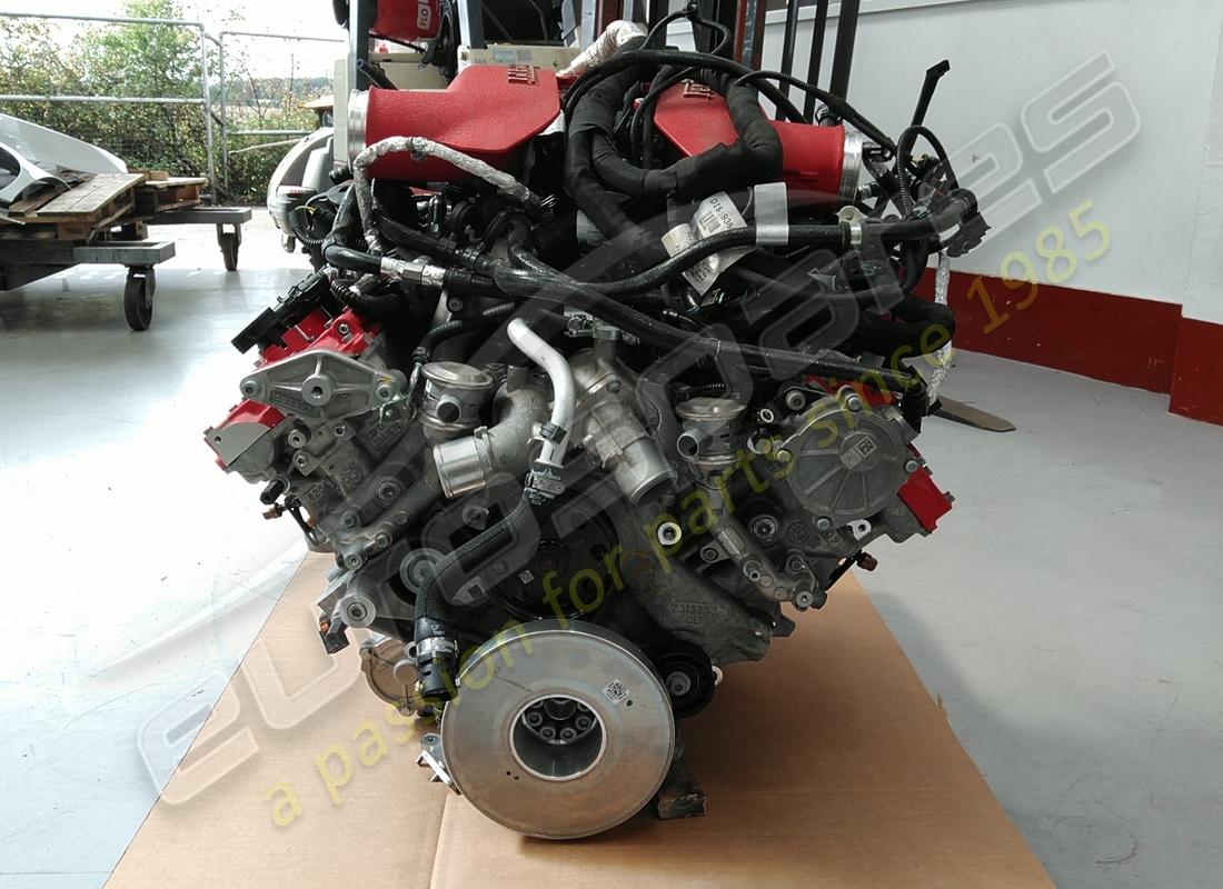 used ferrari tributo engine. part number 985000334 (2)