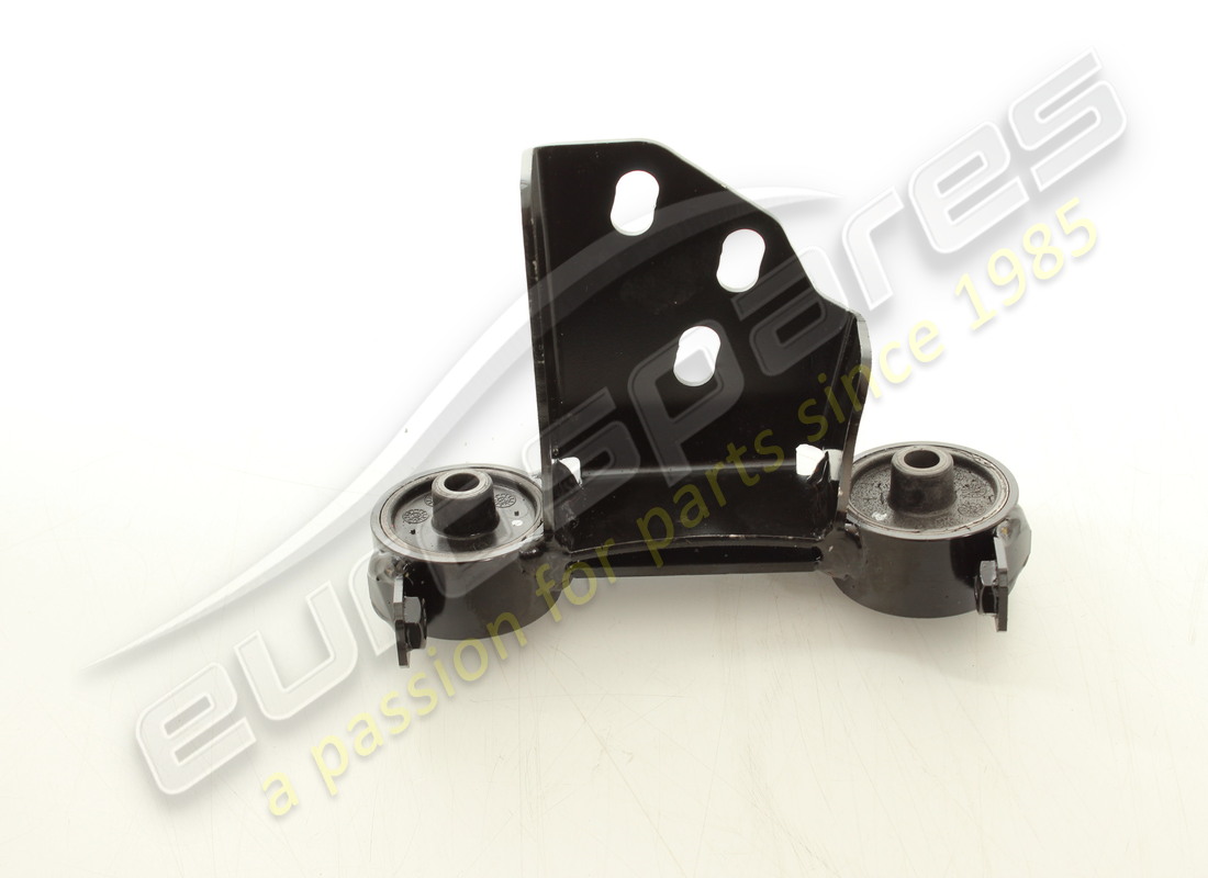 NEW FERRARI RH BRACKET COMPLETE WITH BUSHE. PART NUMBER 260561 (1) new ferrari rh bracket complete with bushe. part number 260561 (1)