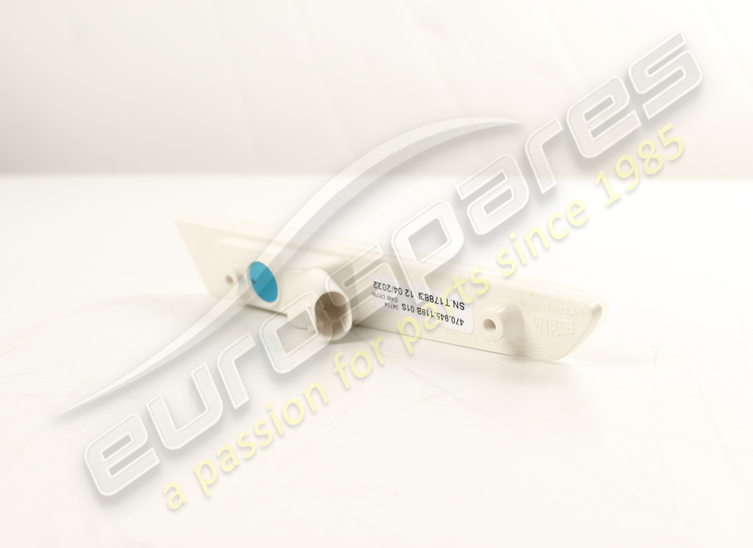 NEW LAMBORGHINI LH SIDE MARKER LIGHT PARAURTI ANT EU. PART NUMBER 470945119B (2) new lamborghini lh side marker light paraurti ant eu. part number 470945119b (2)