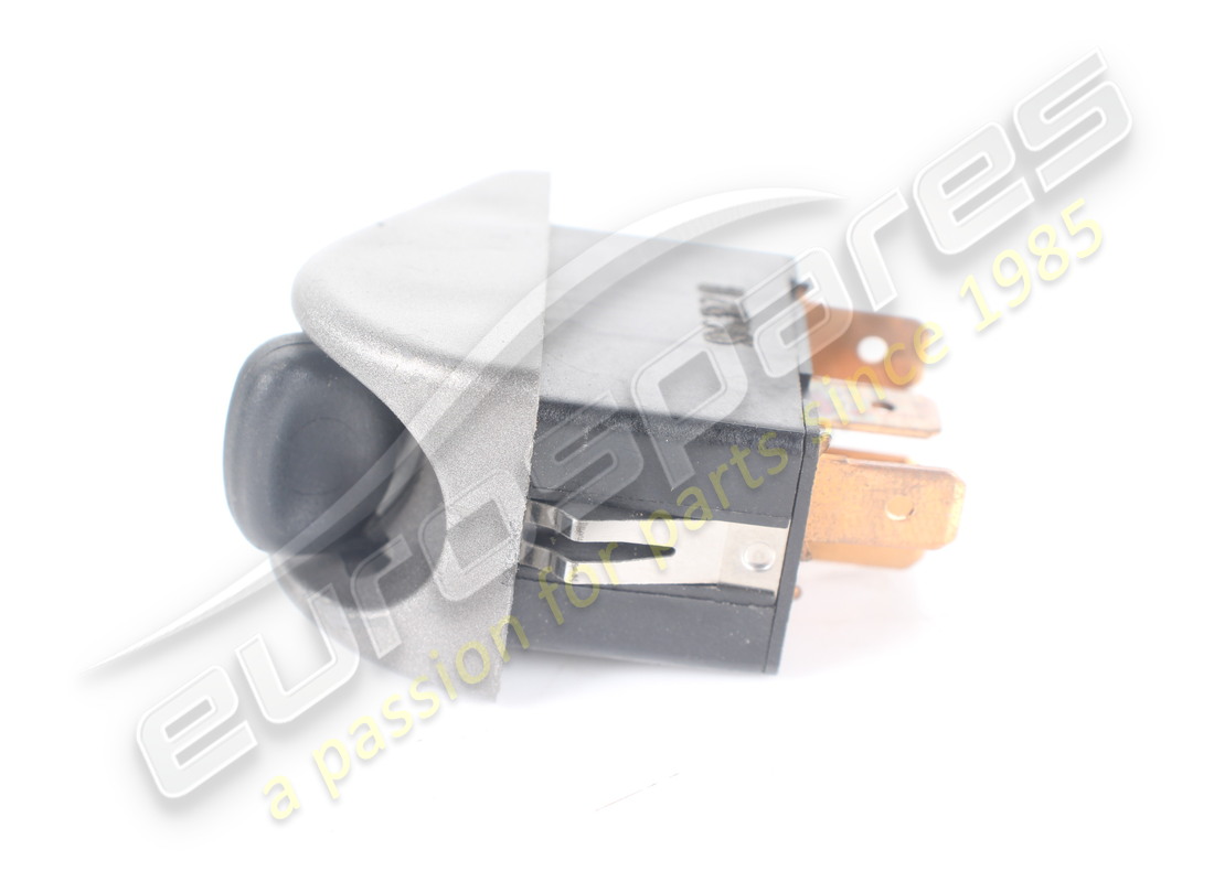 USED FERRARI SWITCH. PART NUMBER 165248 (3) used ferrari switch. part number 165248 (3)